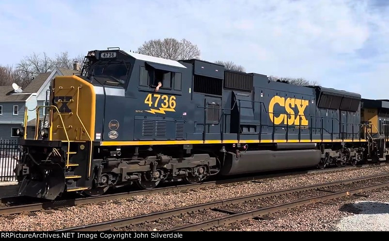 CSX 4736